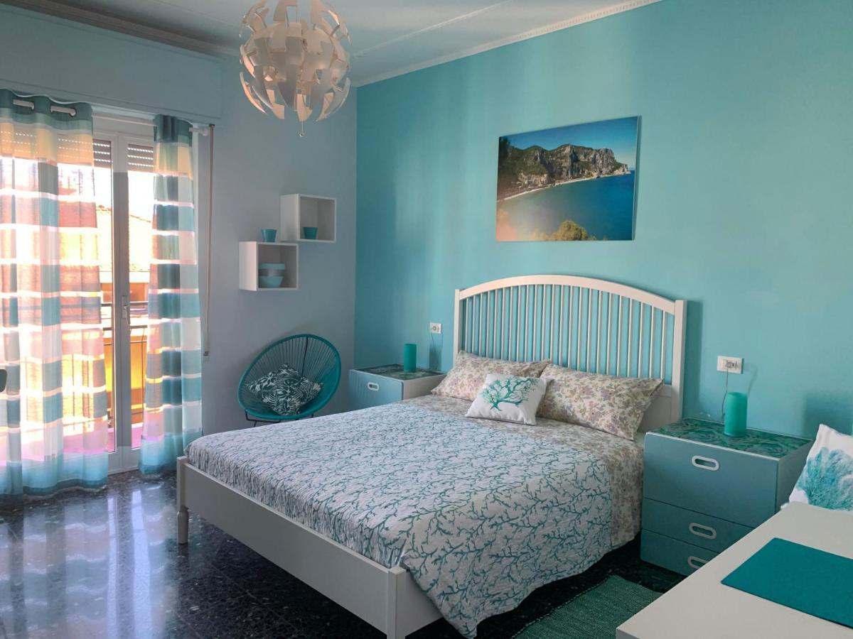 Biker'S Blue Cove Apartment Finale Ligure Exterior photo