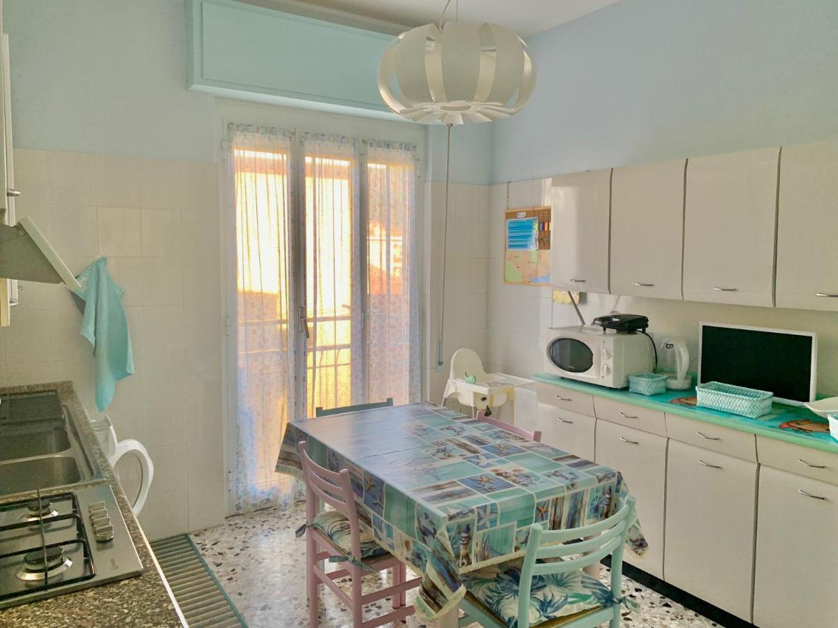 Biker'S Blue Cove Apartment Finale Ligure Exterior photo